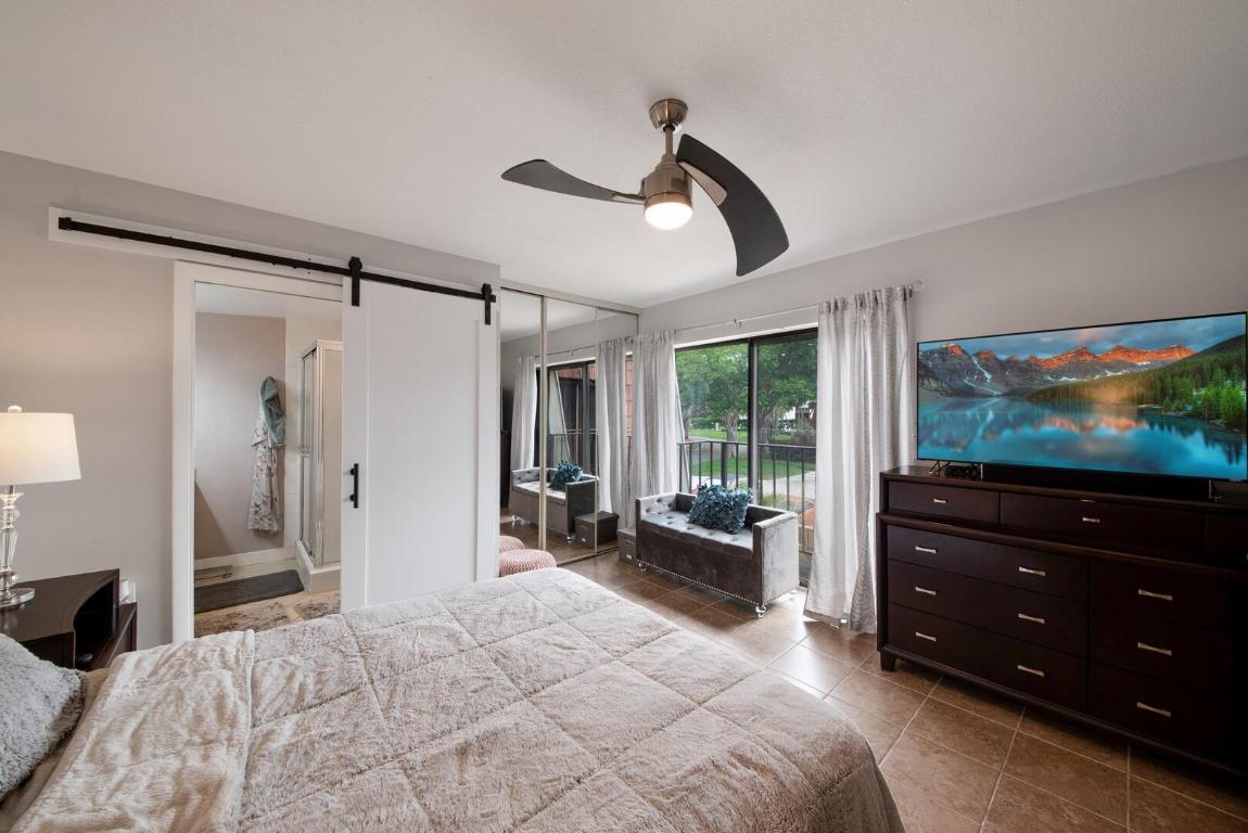 429 Live Oak Lane 210a, Boynton Beach Unit: 210a