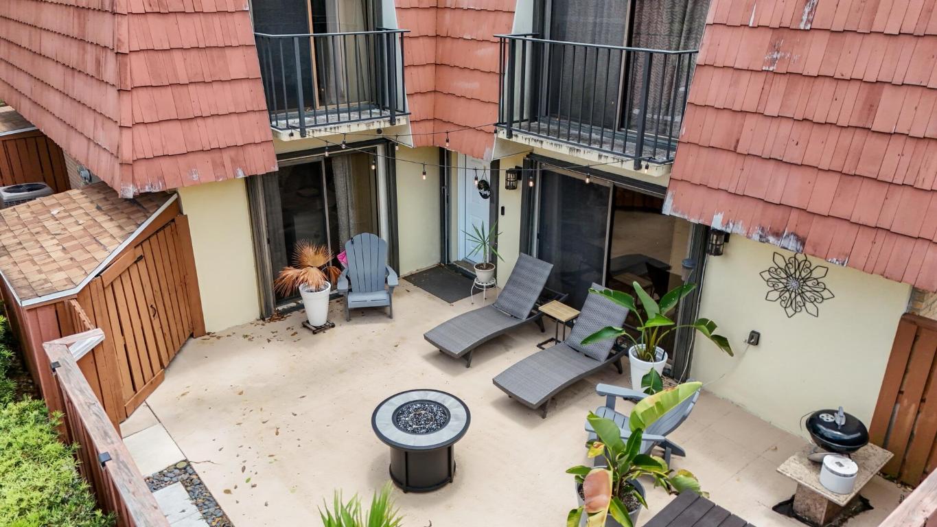 429 Live Oak Lane 210a, Boynton Beach Unit: 210a