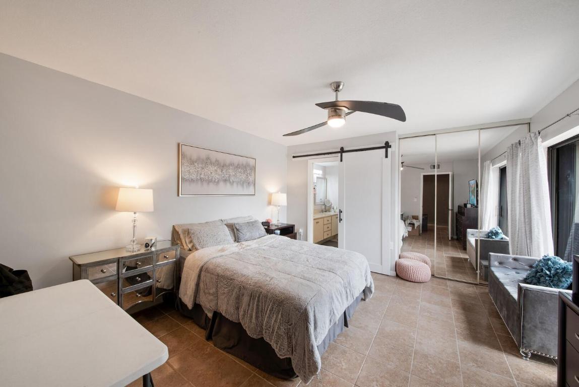 429 Live Oak Lane 210a, Boynton Beach Unit: 210a