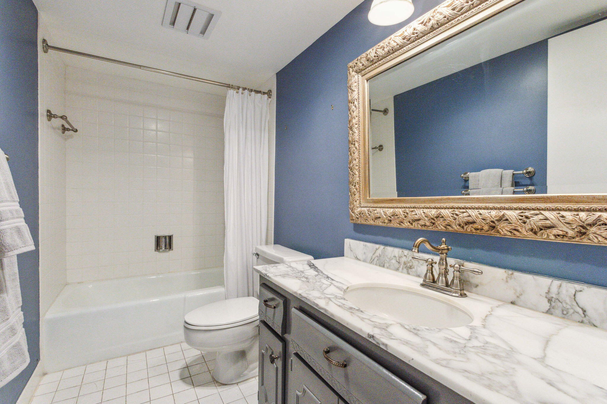 4001 N Ocean Boulevard 302-B, Boca Raton Unit: 302-B