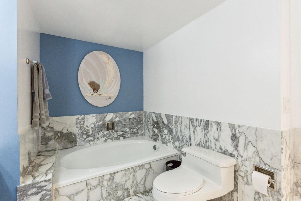 4001 N Ocean Boulevard 302-B, Boca Raton Unit: 302-B