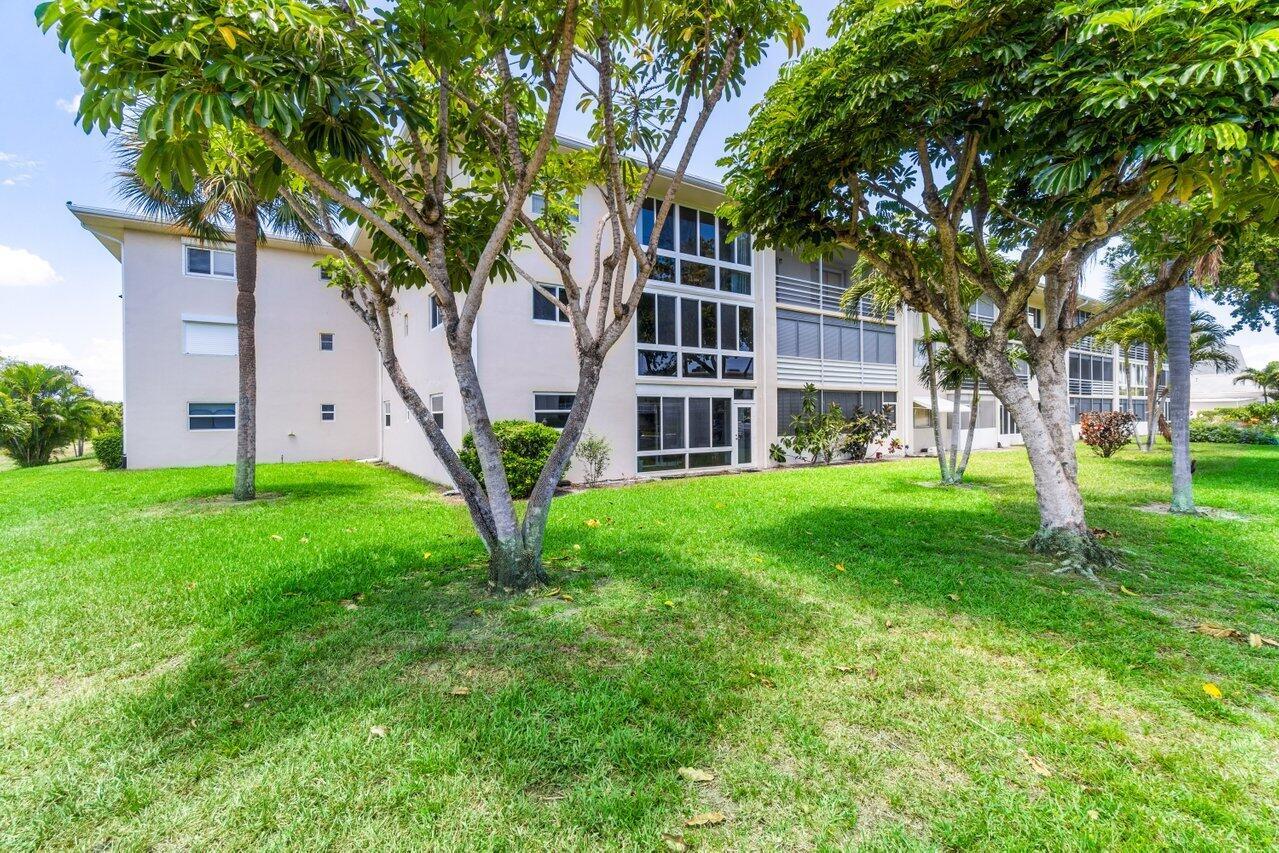2566 S Garden Drive 109