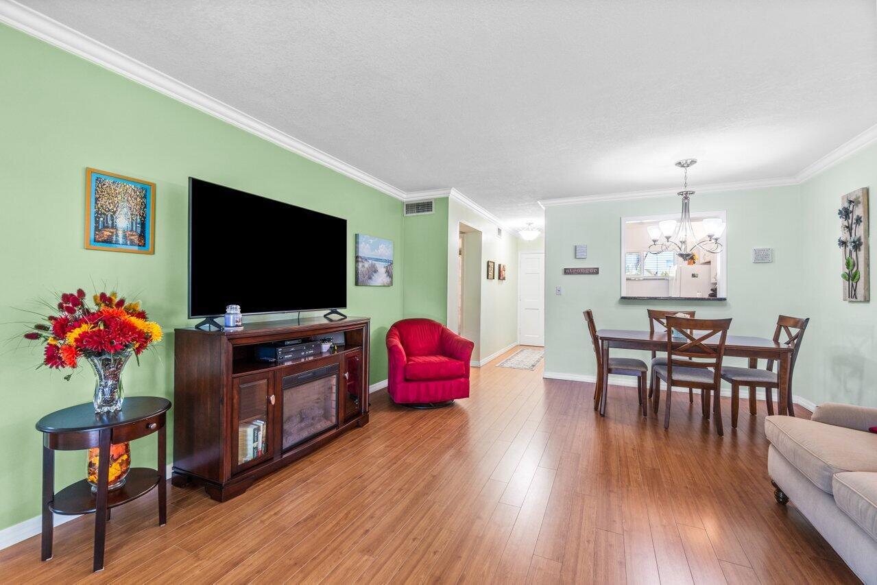 2566 S Garden Drive 109
