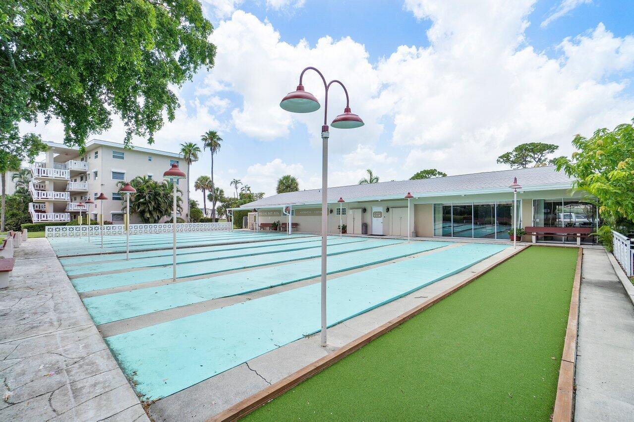 2566 S Garden Drive 109