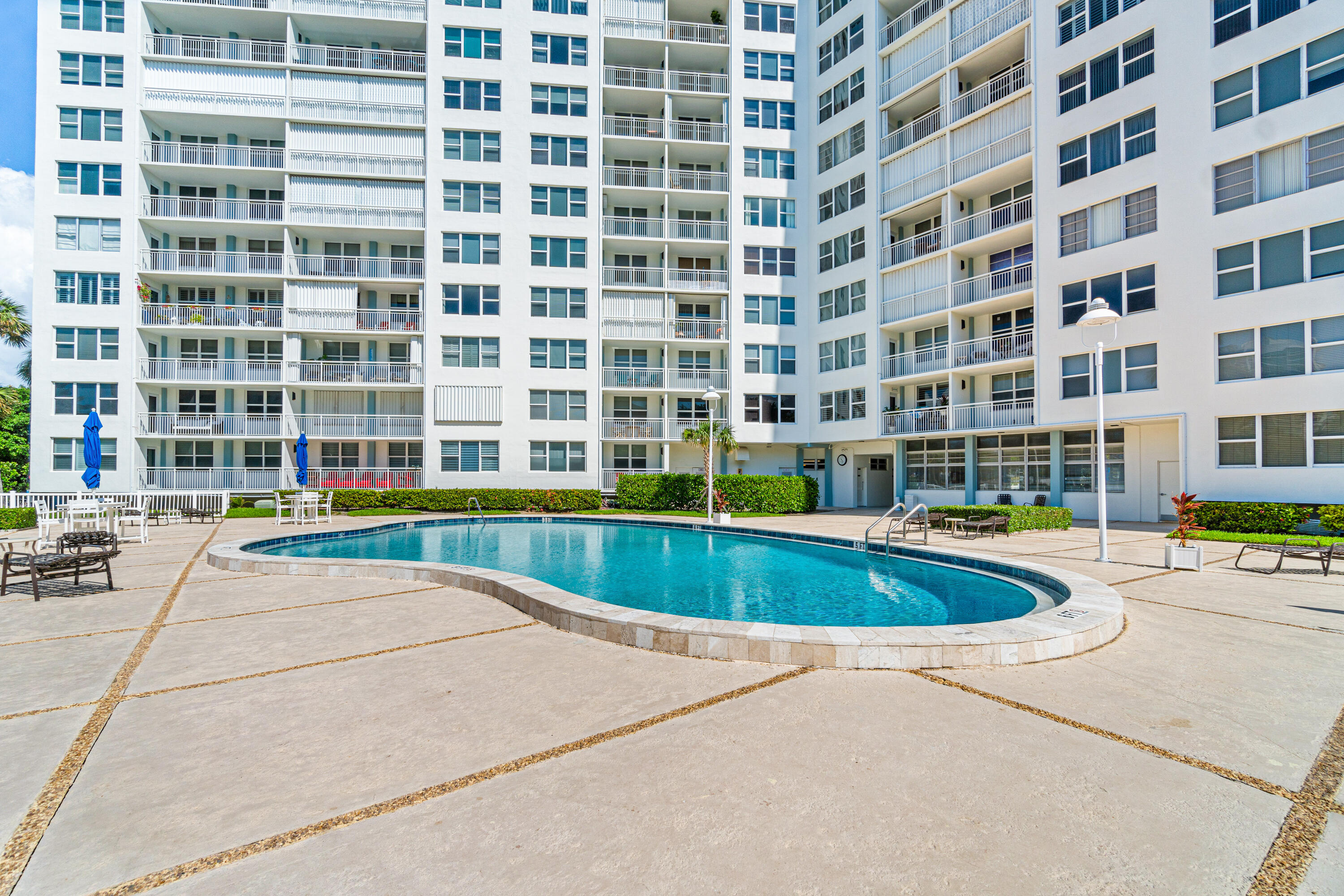 201 N Ocean Boulevard 310, Pompano Beach Unit: 310