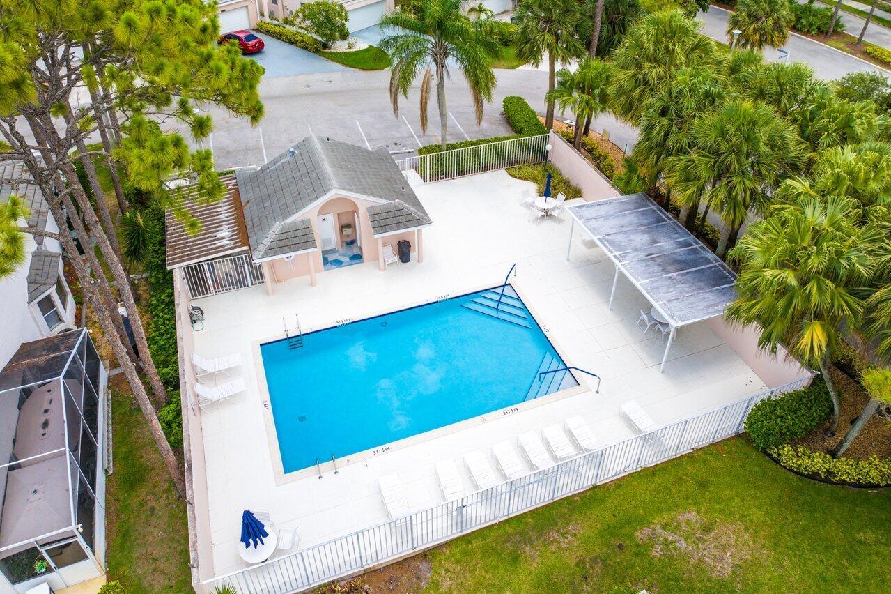 1012 Island Manor Drive