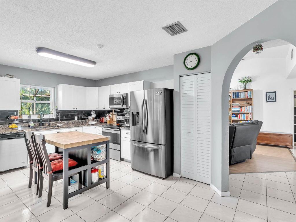 21589 San Germain Avenue, Boca Raton