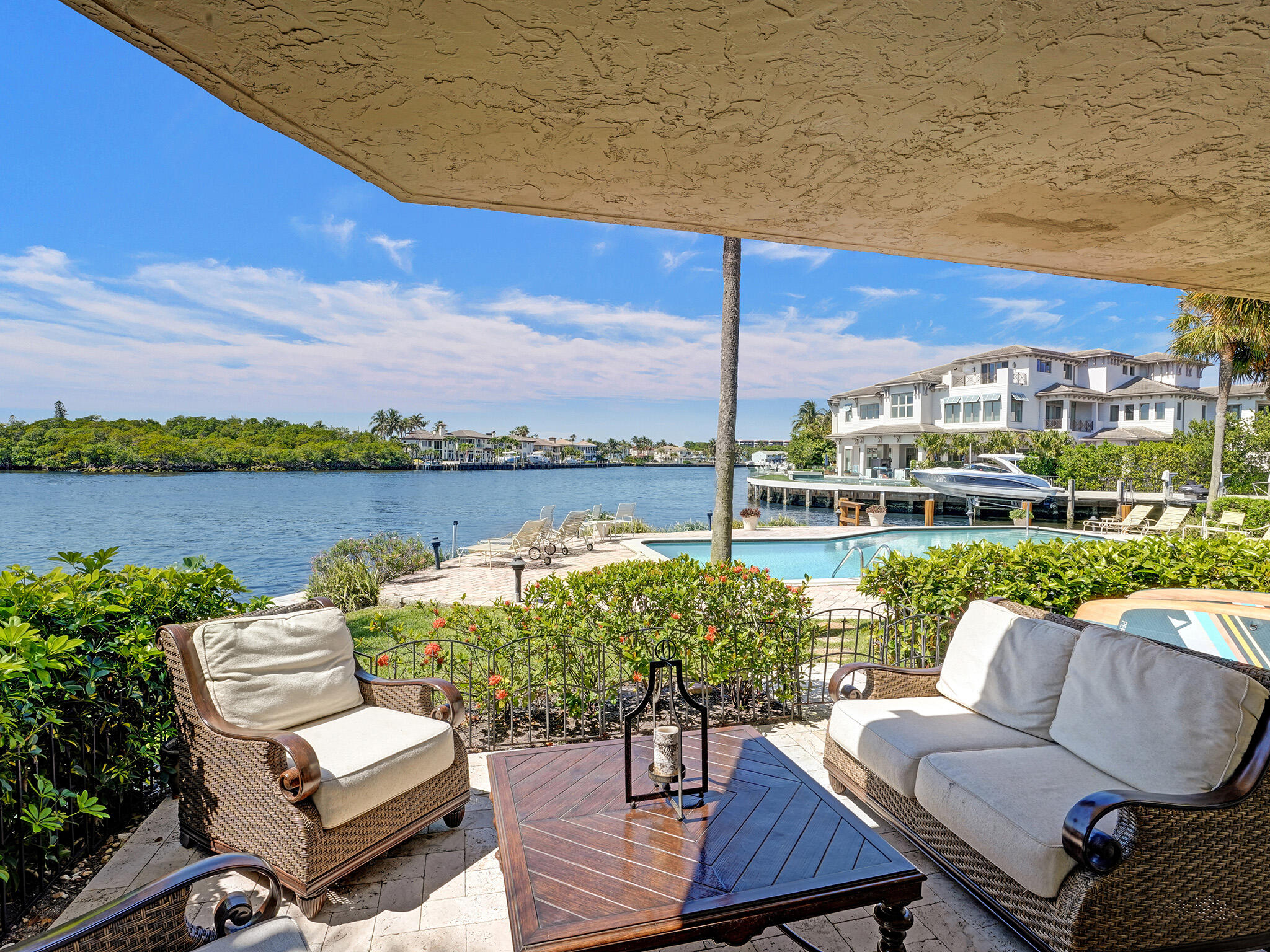 1001 Bel Air Drive