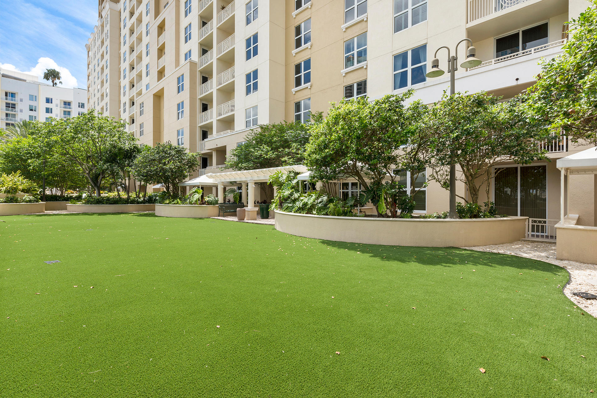 511 SE 5th Avenue 2310