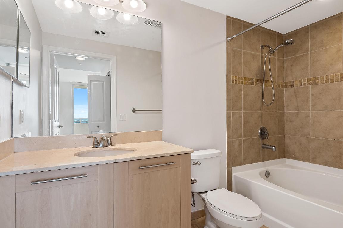 511 SE 5th Avenue 2310