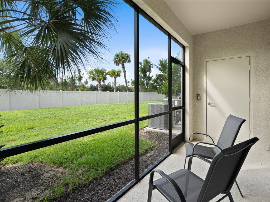 14121 Pine Lodge Lane, Fort Myers