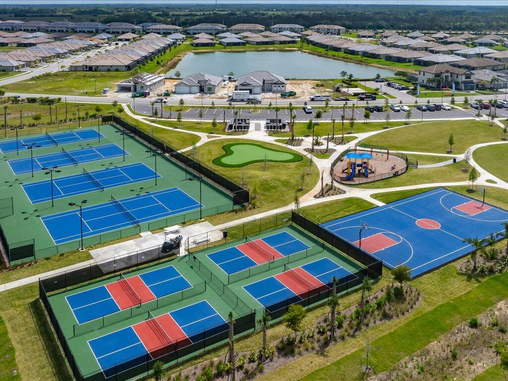 14121 Pine Lodge Lane, Fort Myers