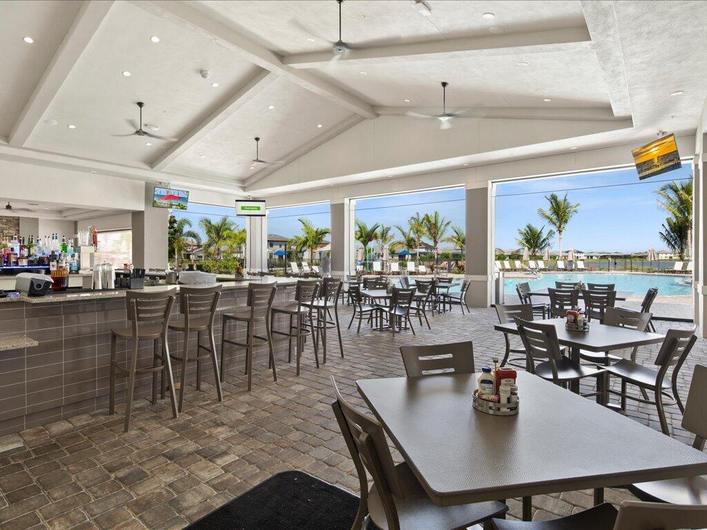 14121 Pine Lodge Lane, Fort Myers