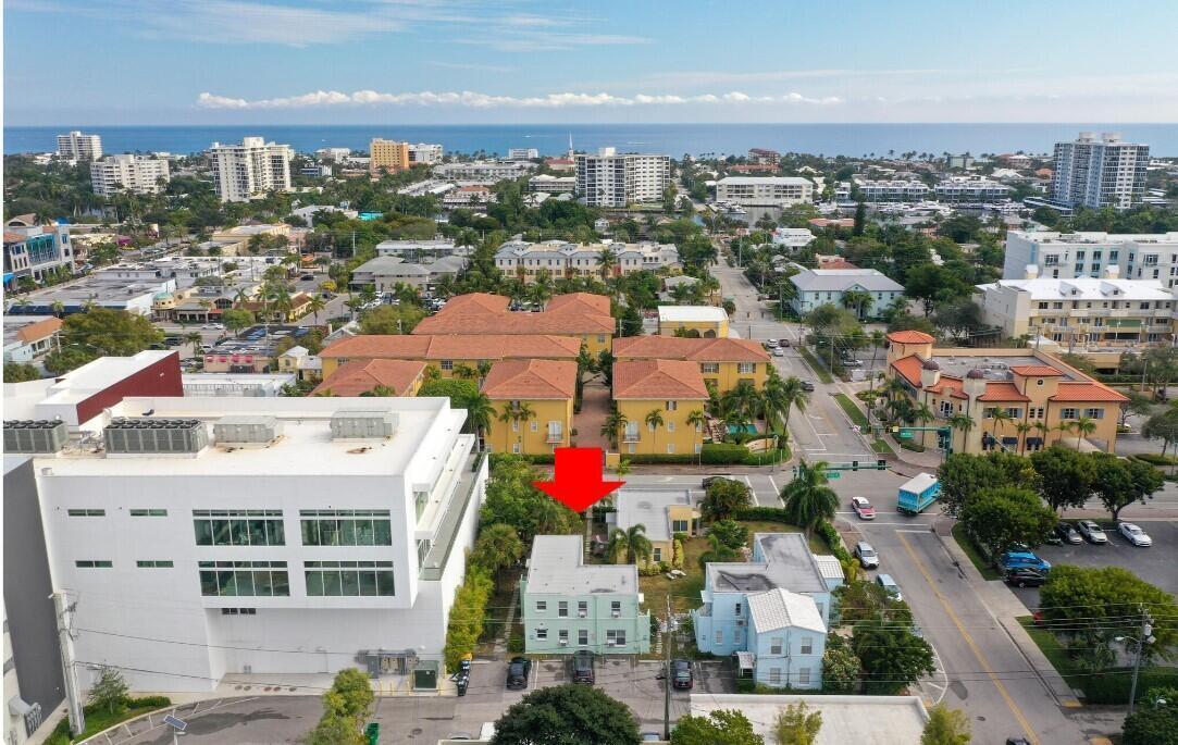90 SE 5th Avenue 3