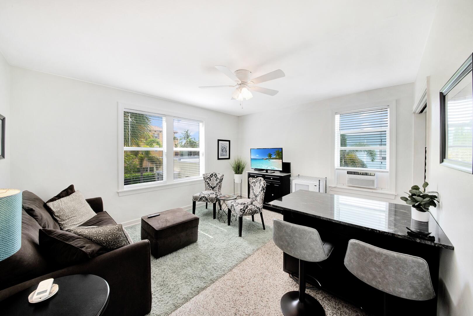 90 SE 5th Avenue 3