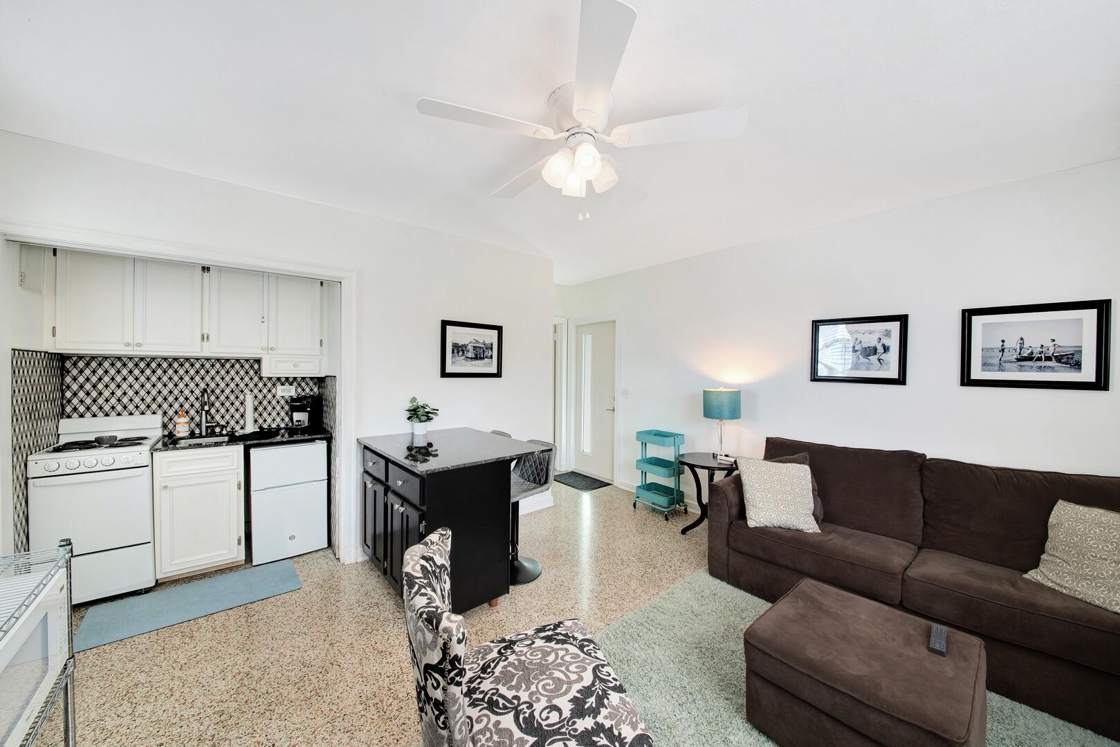 90 SE 5th Avenue 3