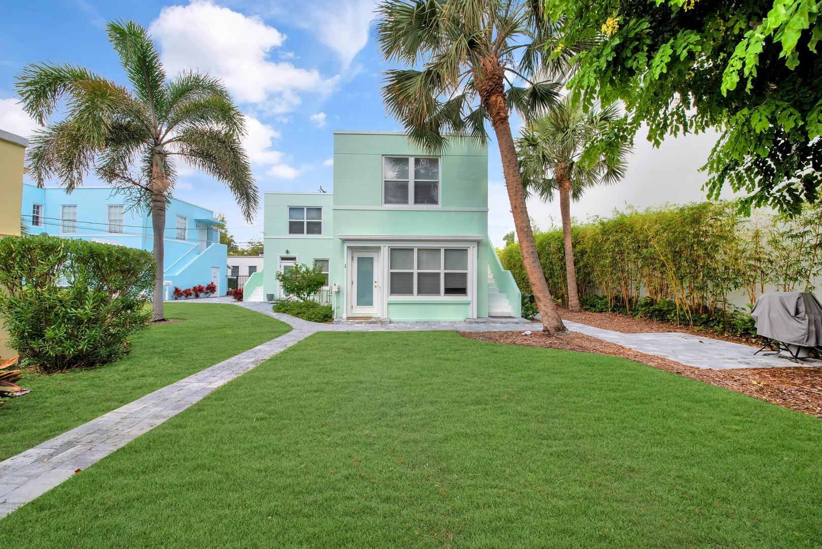 90 SE 5th Avenue 3