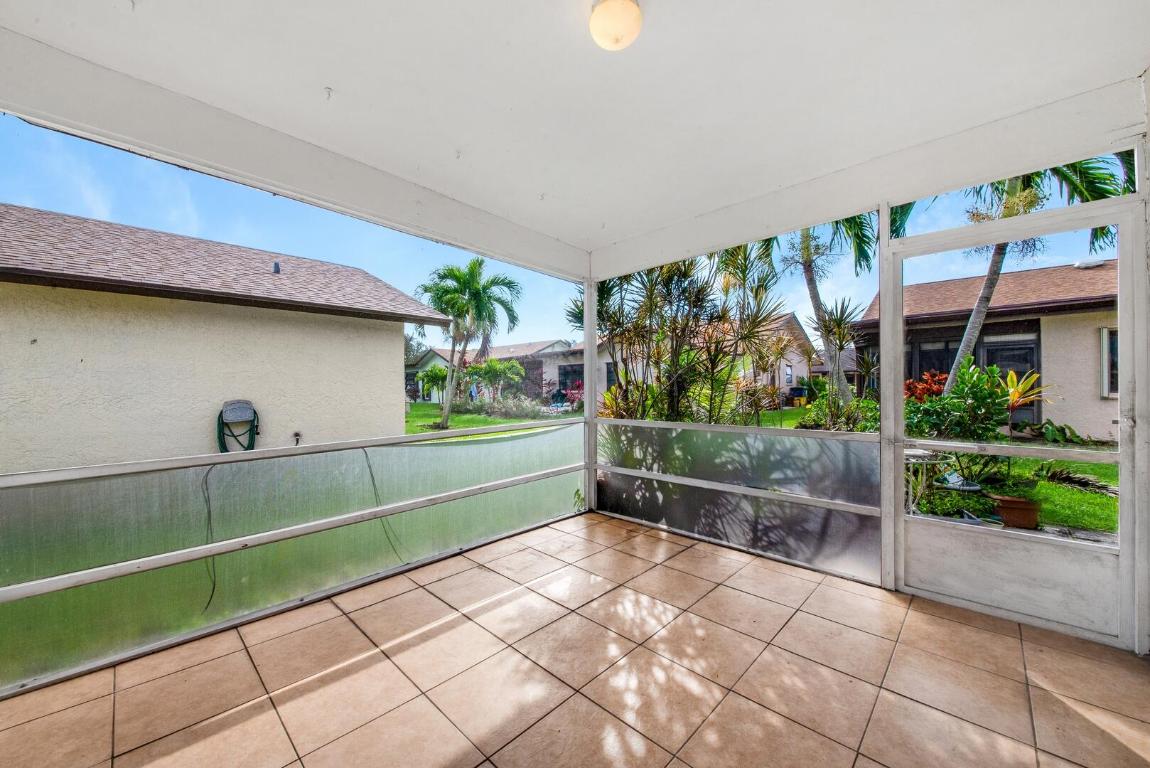 6306 White Sabal Palm Lane, Greenacres