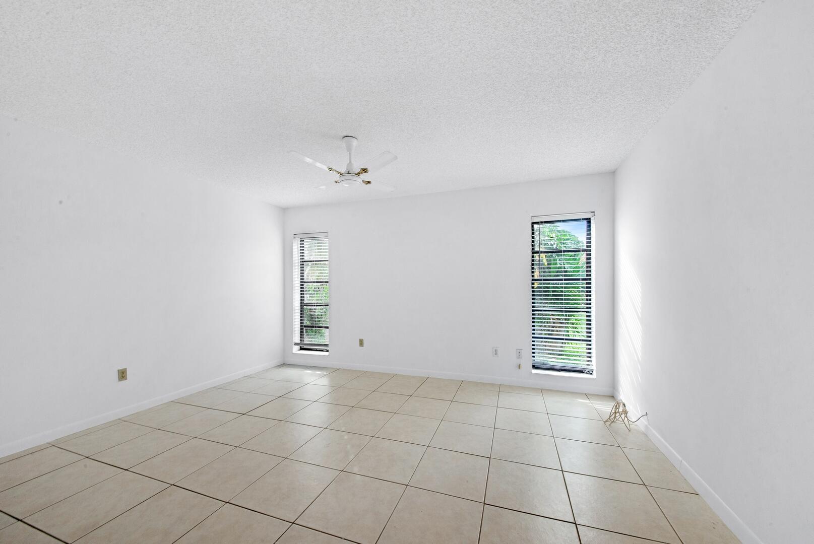 6306 White Sabal Palm Lane, Greenacres