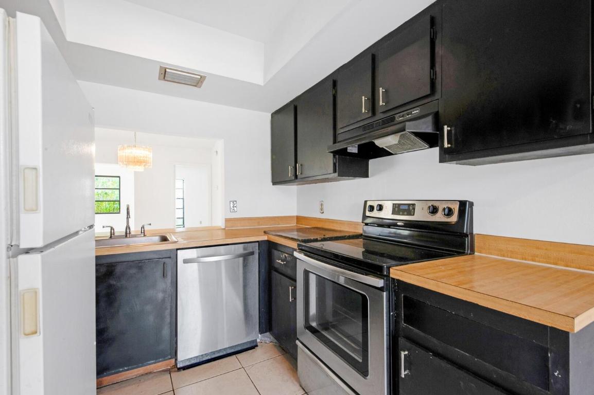 6306 White Sabal Palm Lane, Greenacres