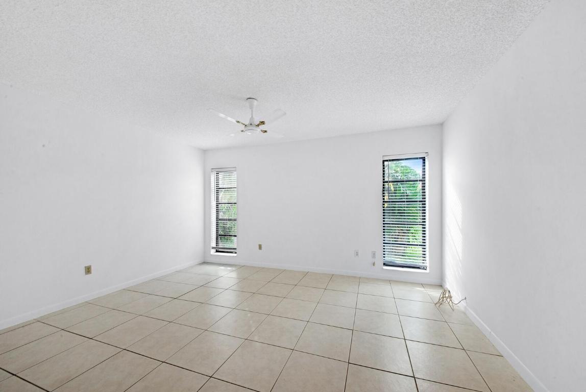 6306 White Sabal Palm Lane, Greenacres