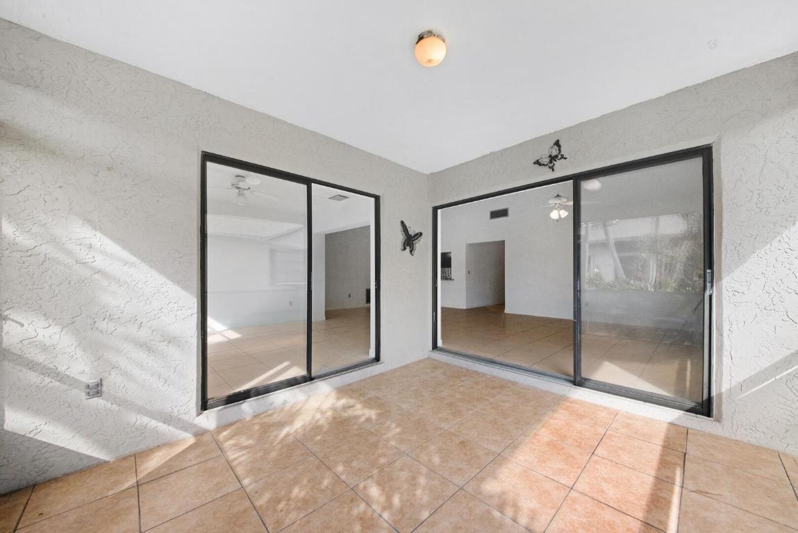 6306 White Sabal Palm Lane, Greenacres