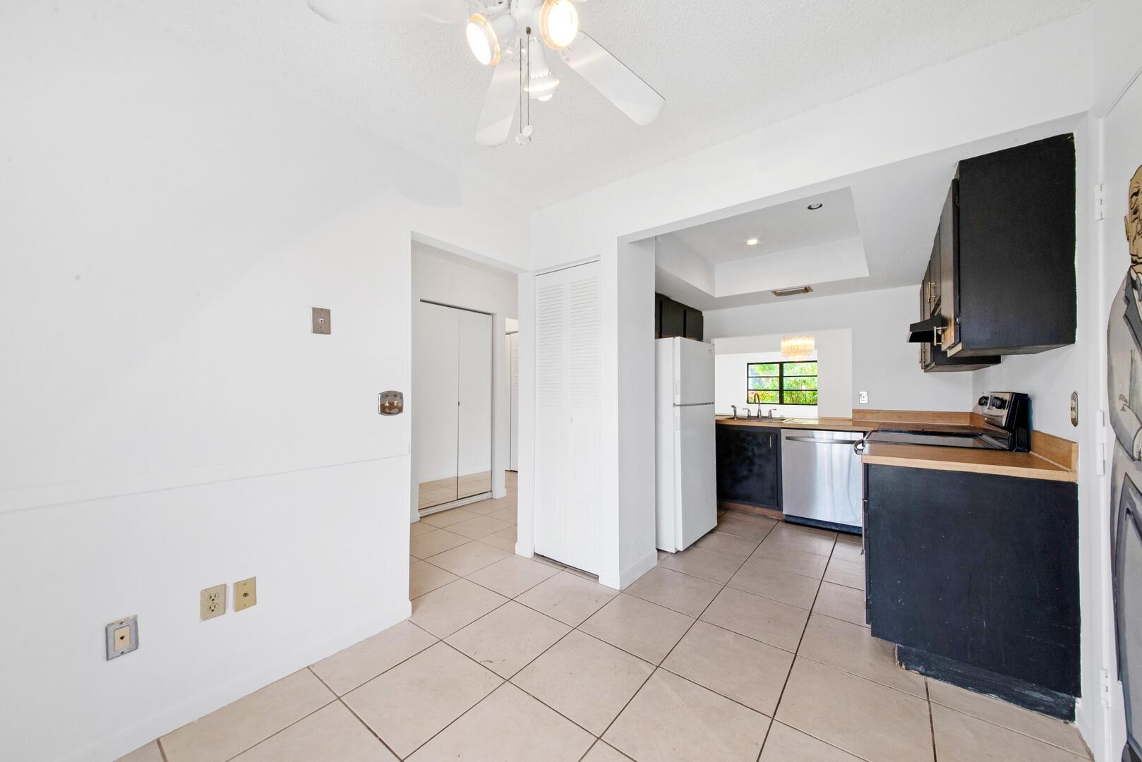 6306 White Sabal Palm Lane, Greenacres