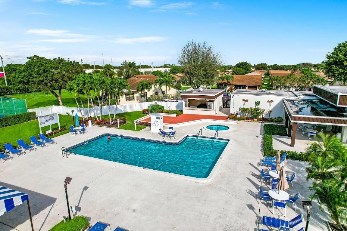 6306 White Sabal Palm Lane, Greenacres