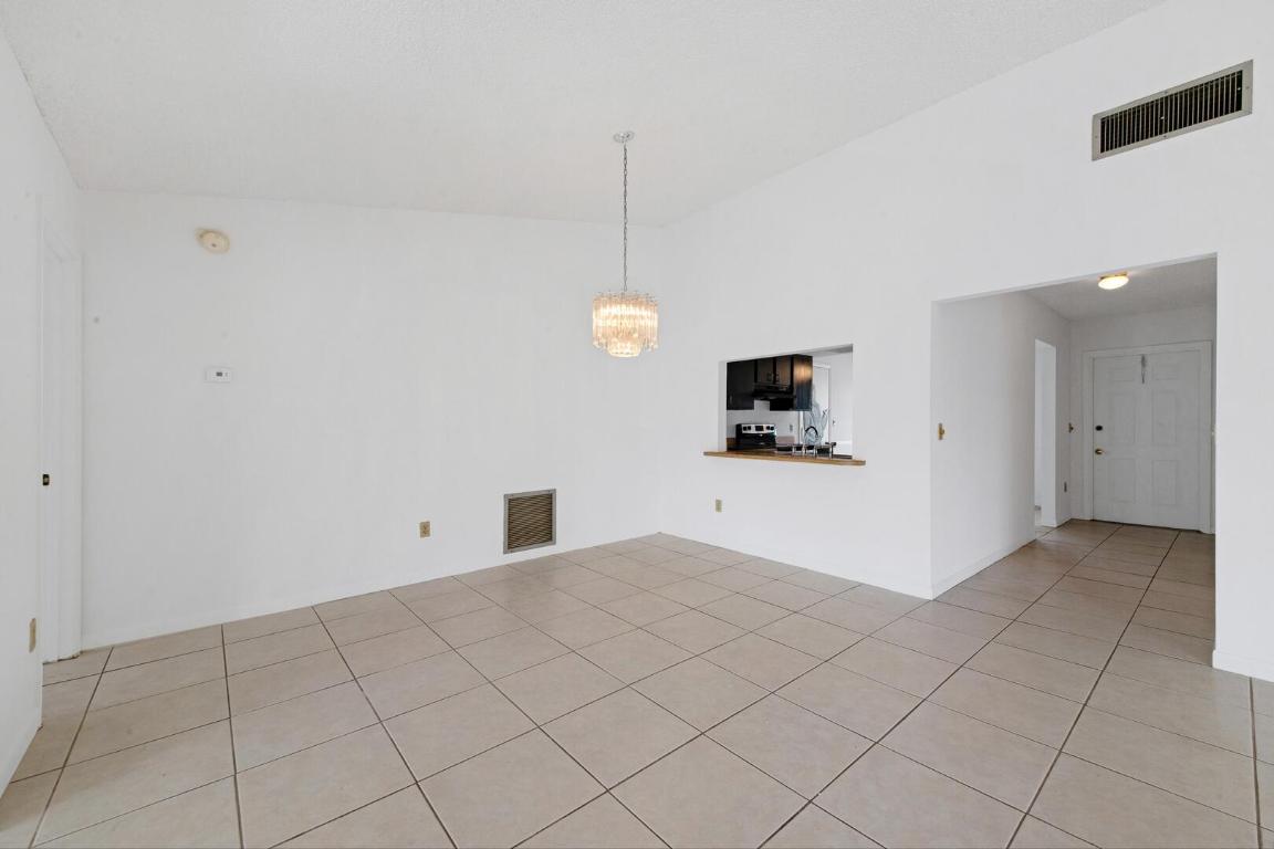 6306 White Sabal Palm Lane, Greenacres