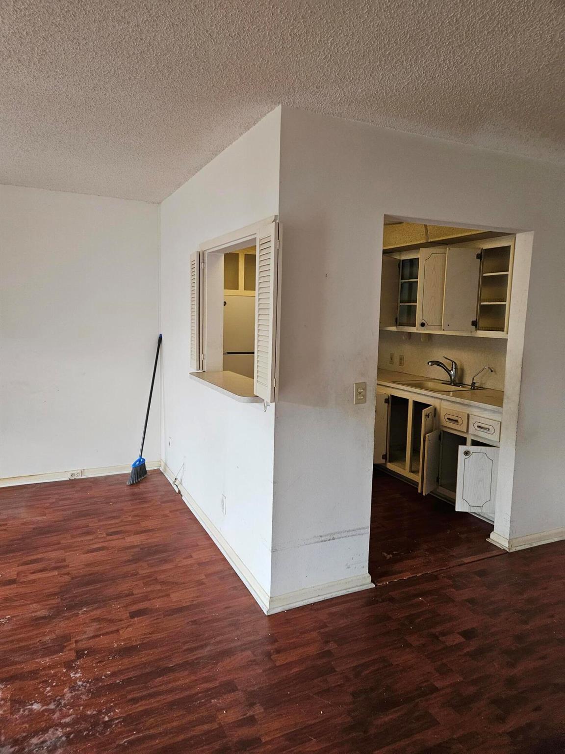 244 Suffolk 244 F