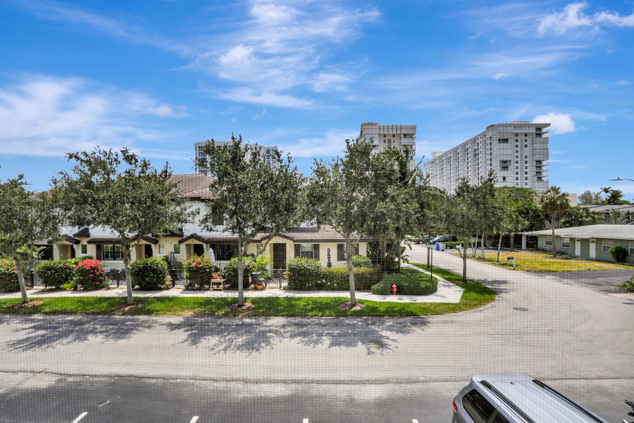 3216 SE 8th Street 202