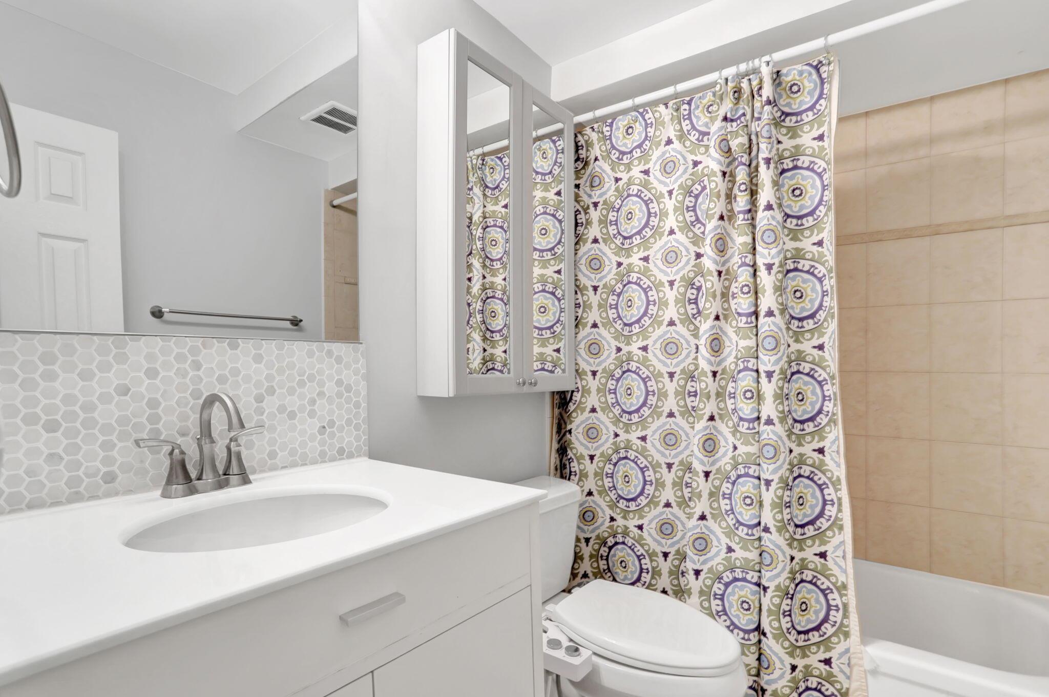 3216 SE 8th Street 202