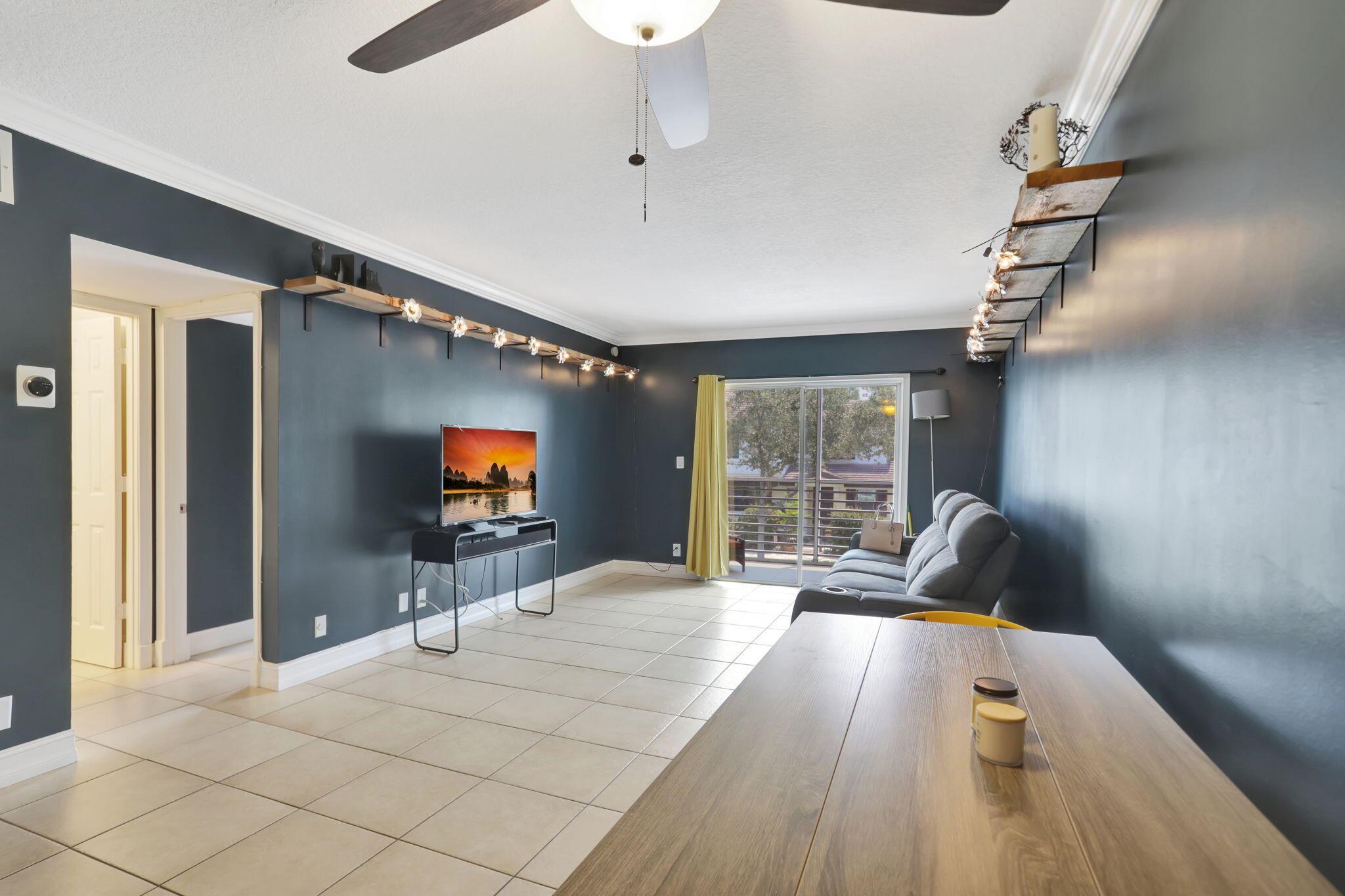 3216 SE 8th Street 202