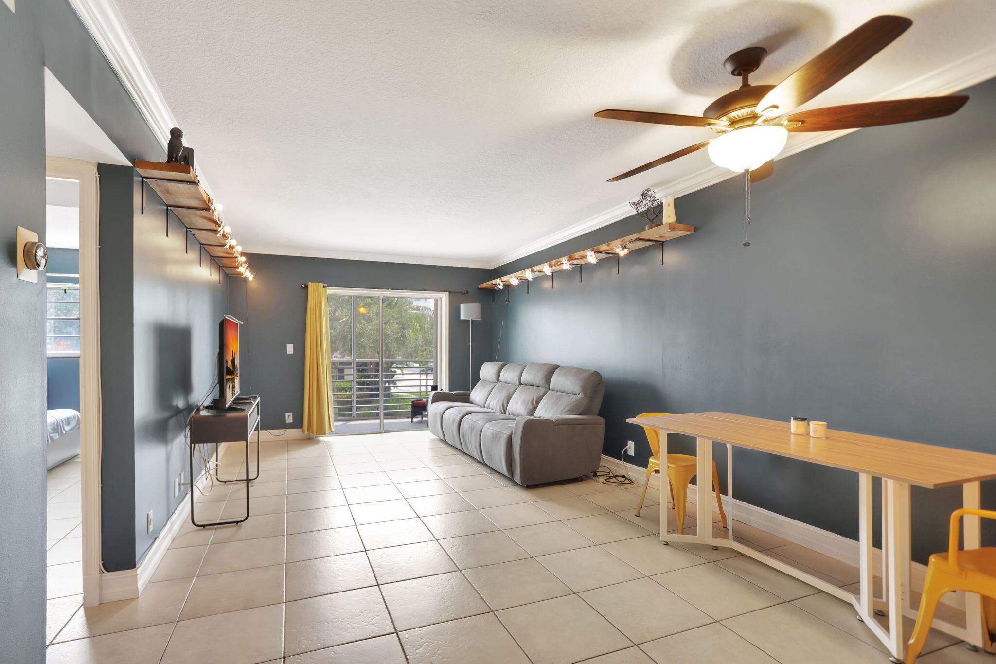 3216 SE 8th Street 202