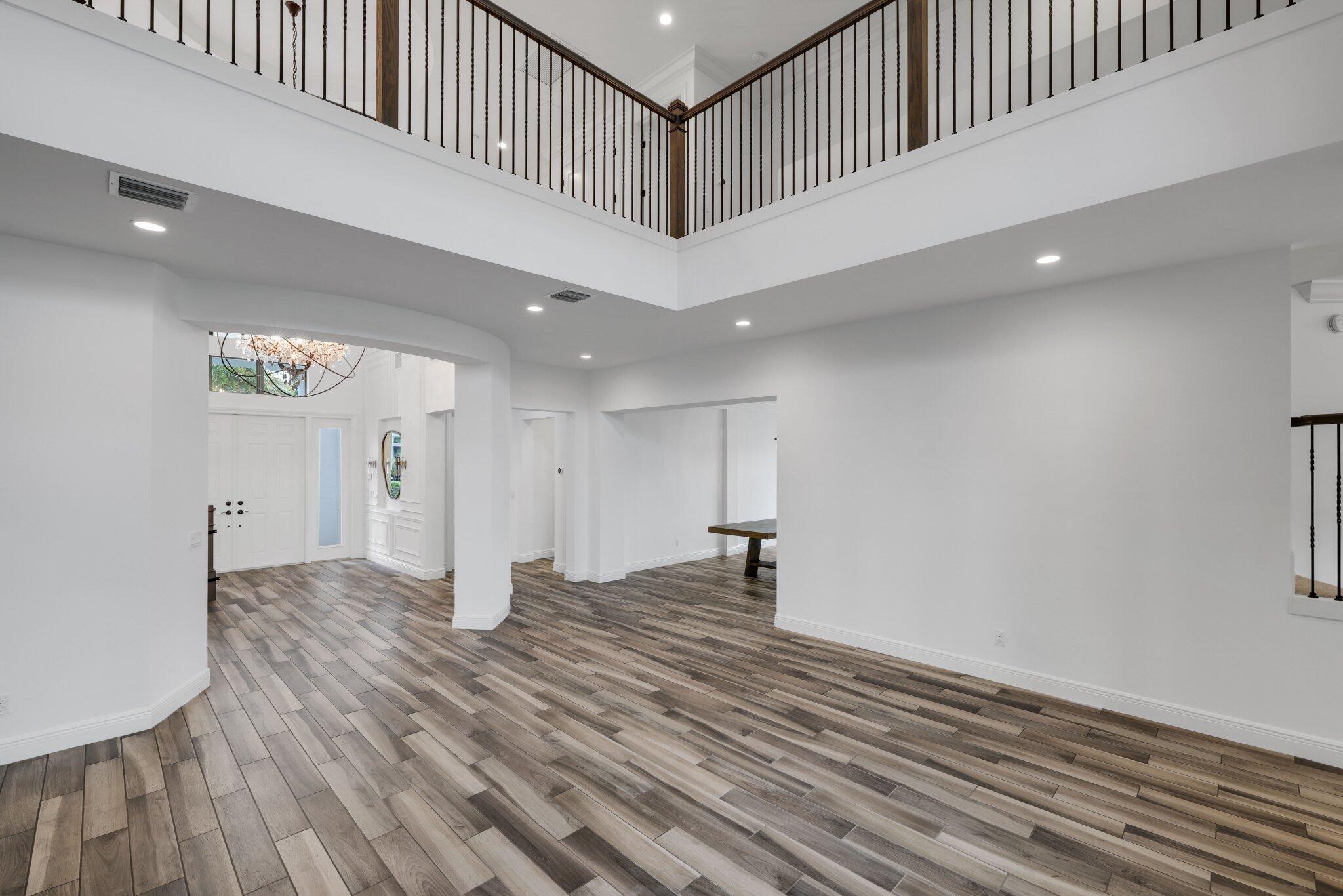 2585 NW 69th Street