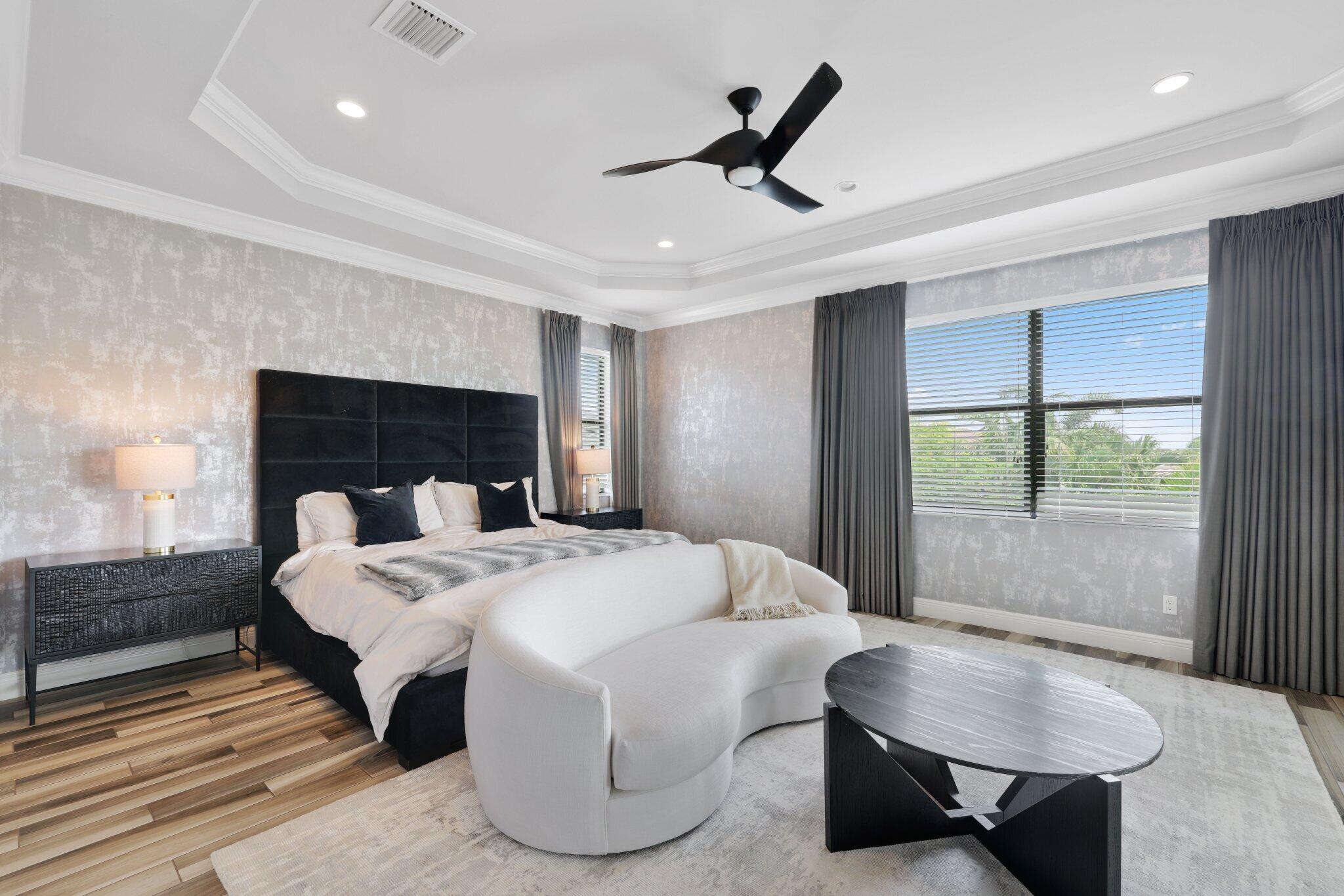 2585 NW 69th Street