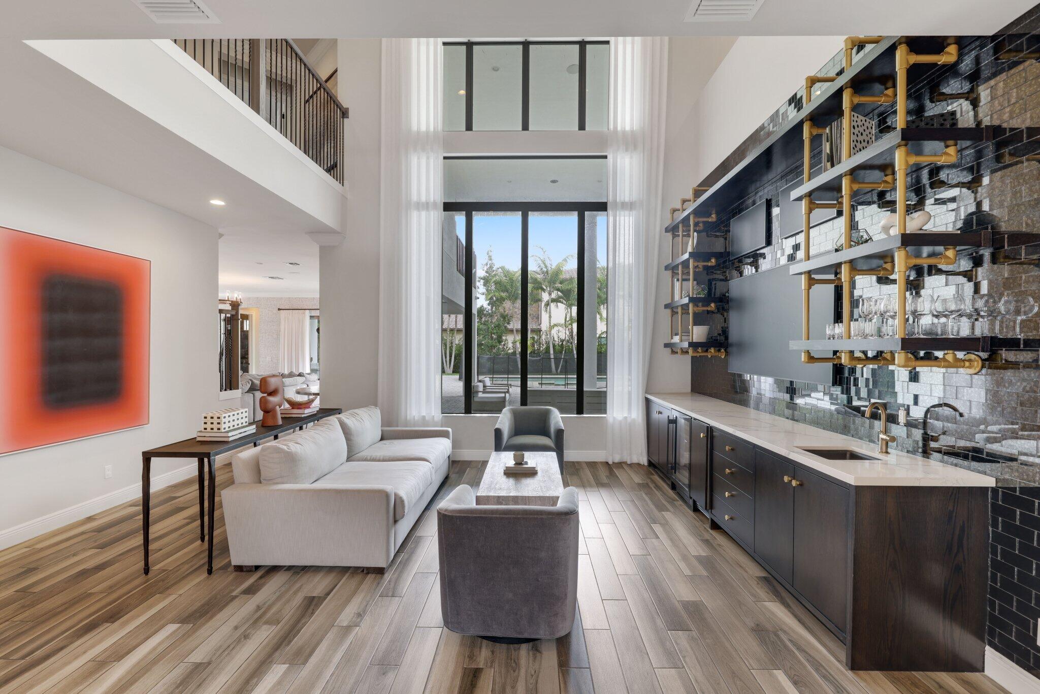 2585 NW 69th Street