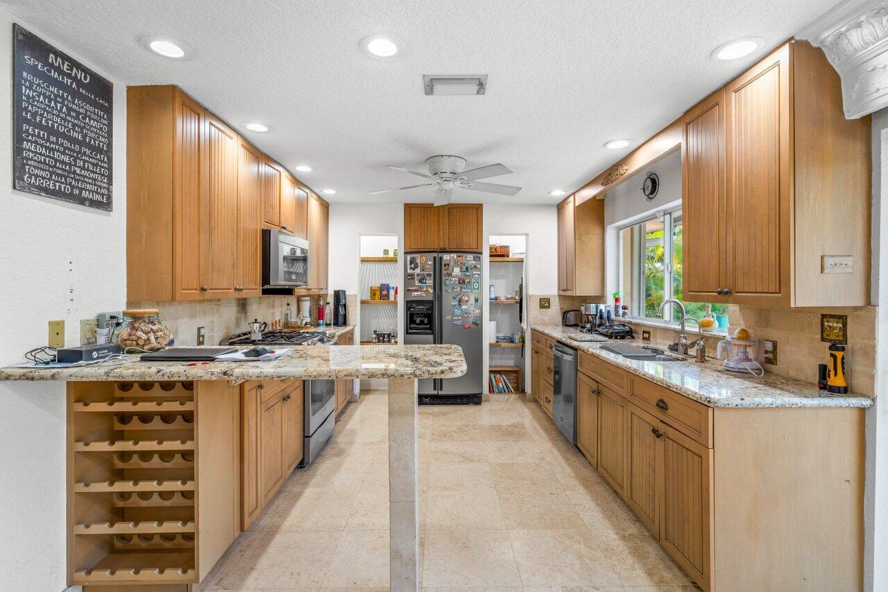 451 NE 25th Terrace, Boca Raton