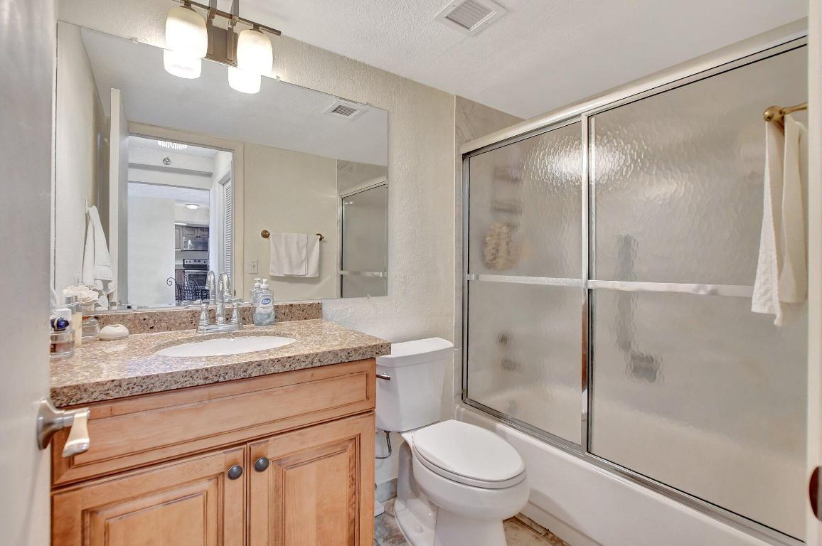 4505 S Ocean Boulevard 303, Highland Beach Unit: 303