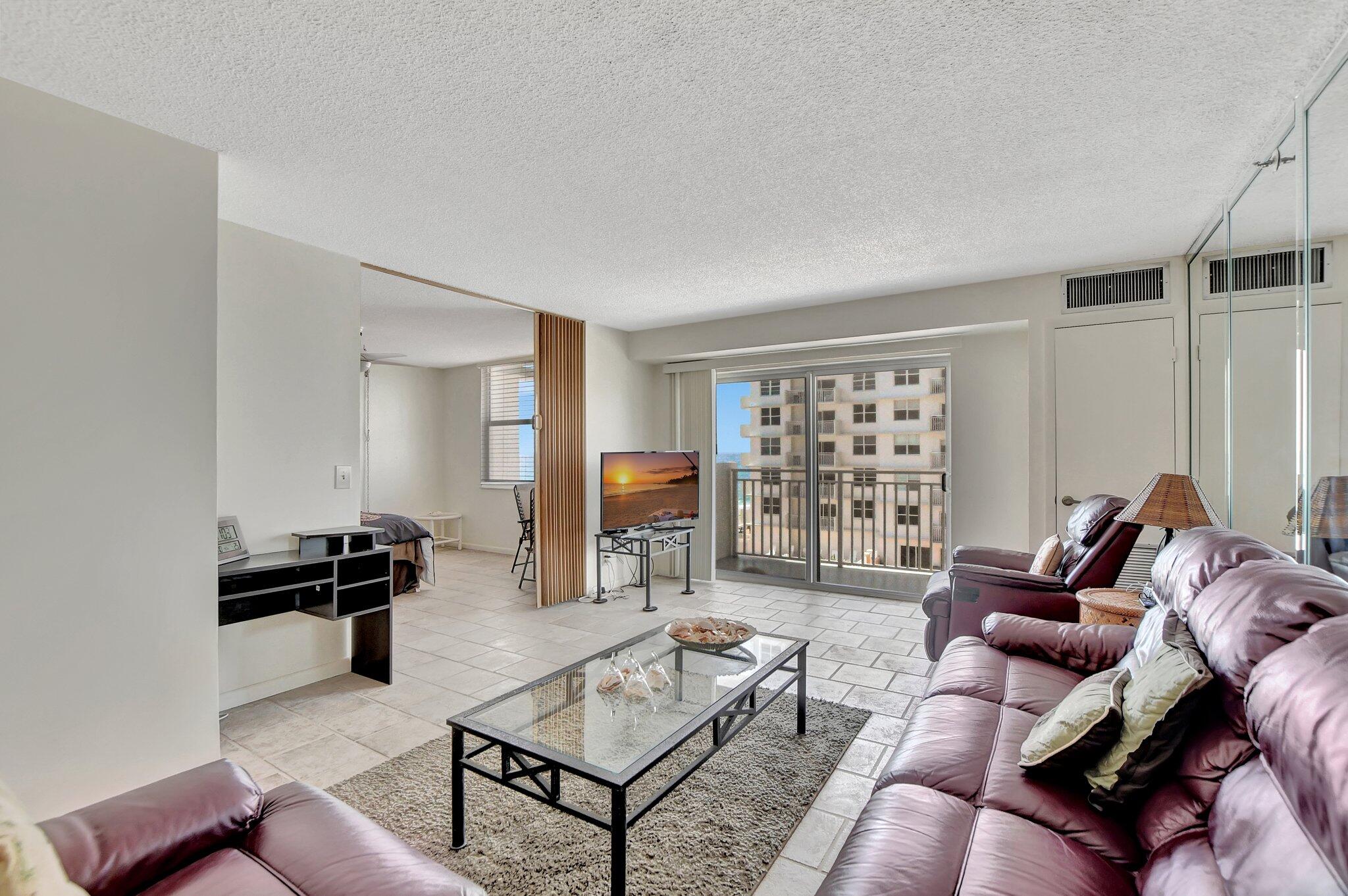 4505 S Ocean Boulevard 303, Highland Beach Unit: 303