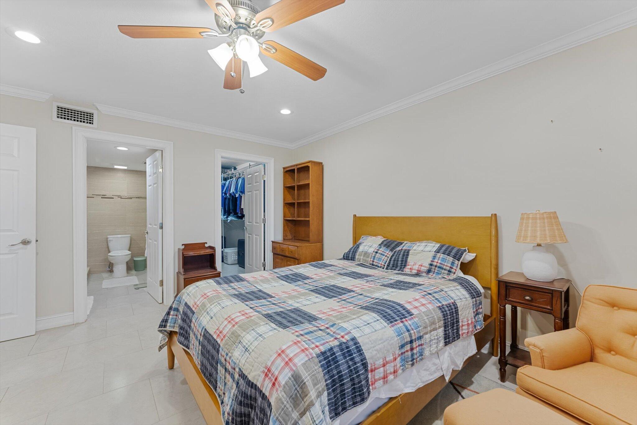 1860 NW 13th Street 103