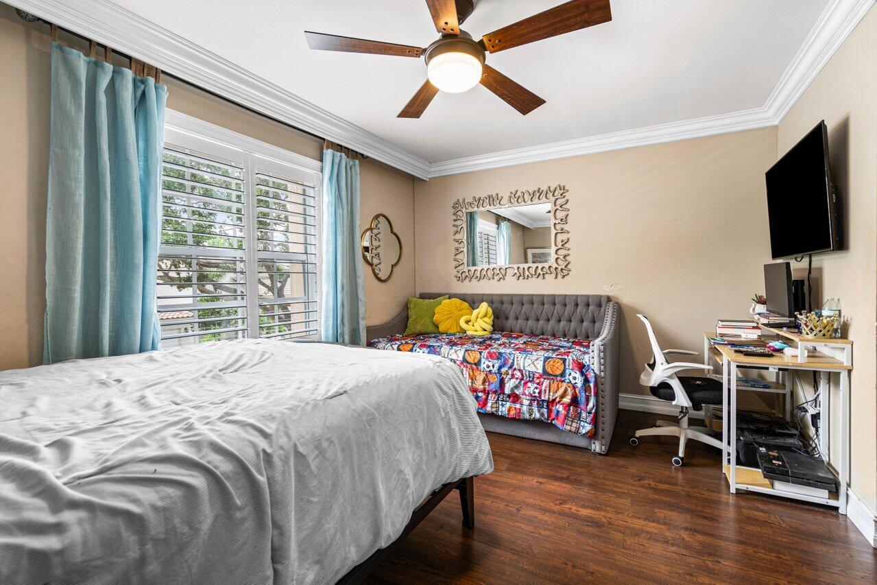 5831 Eagle Cay Terrace