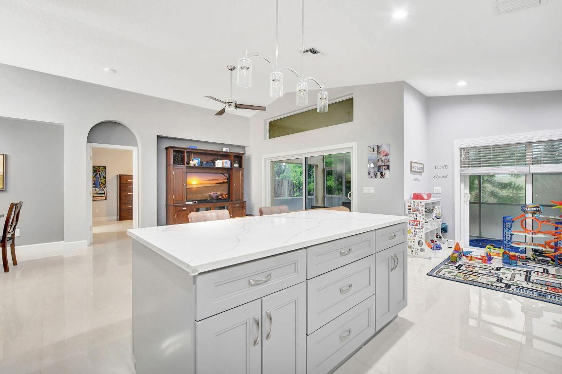 22687 Royal Crown Ter Terrace E, Boca Raton