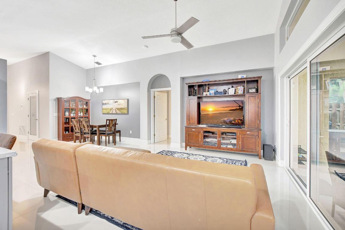 22687 Royal Crown Ter Terrace E, Boca Raton