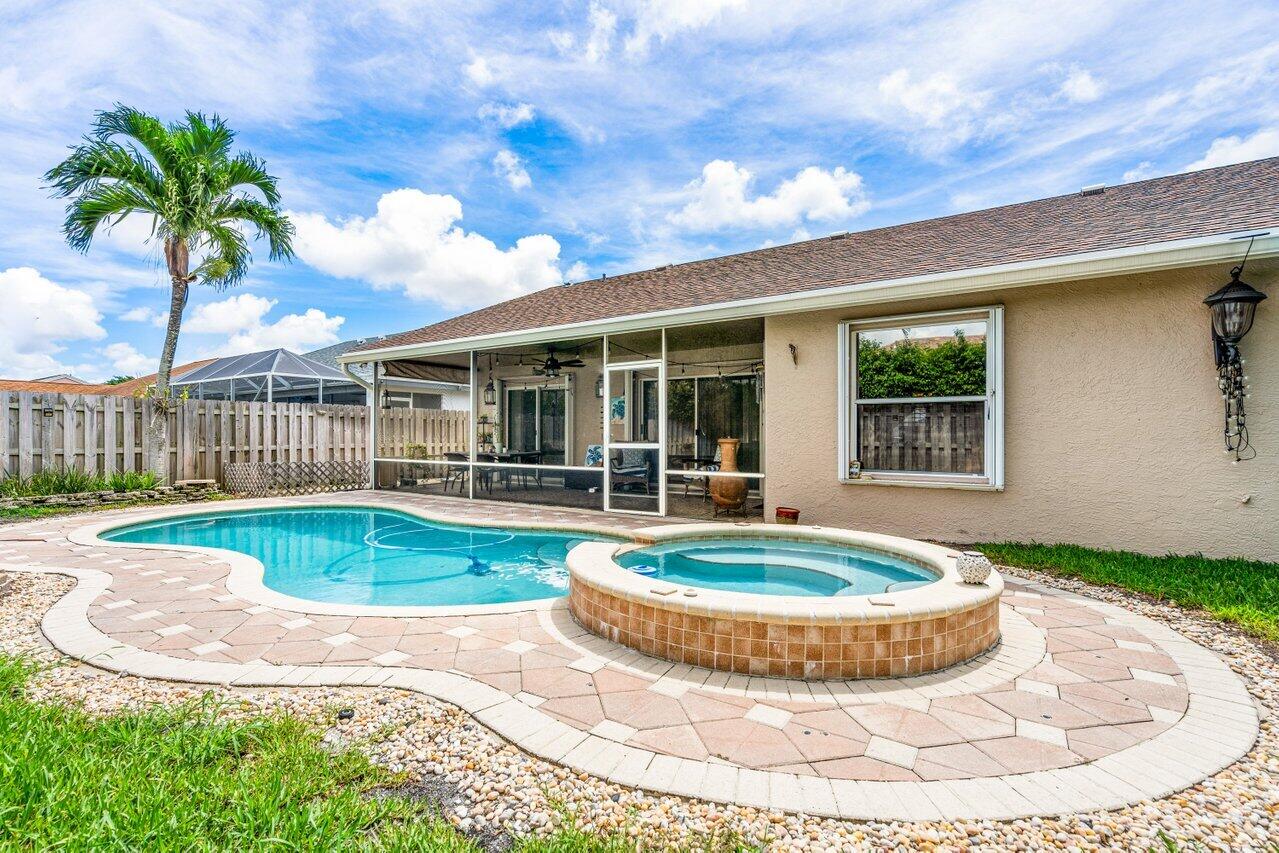 9008 Paragon Way, Boynton Beach