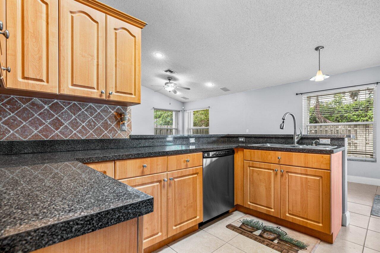 9008 Paragon Way, Boynton Beach