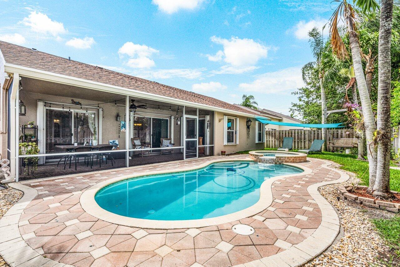 9008 Paragon Way, Boynton Beach