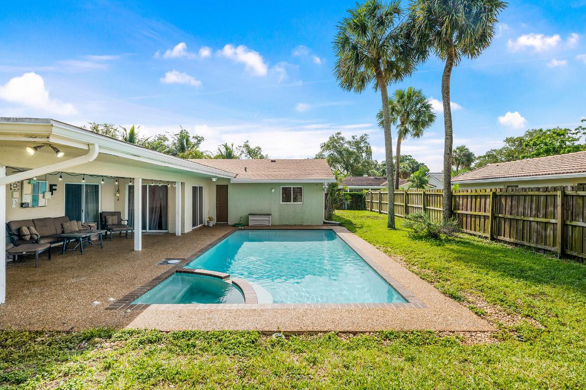 1498 W Royal Palm Road