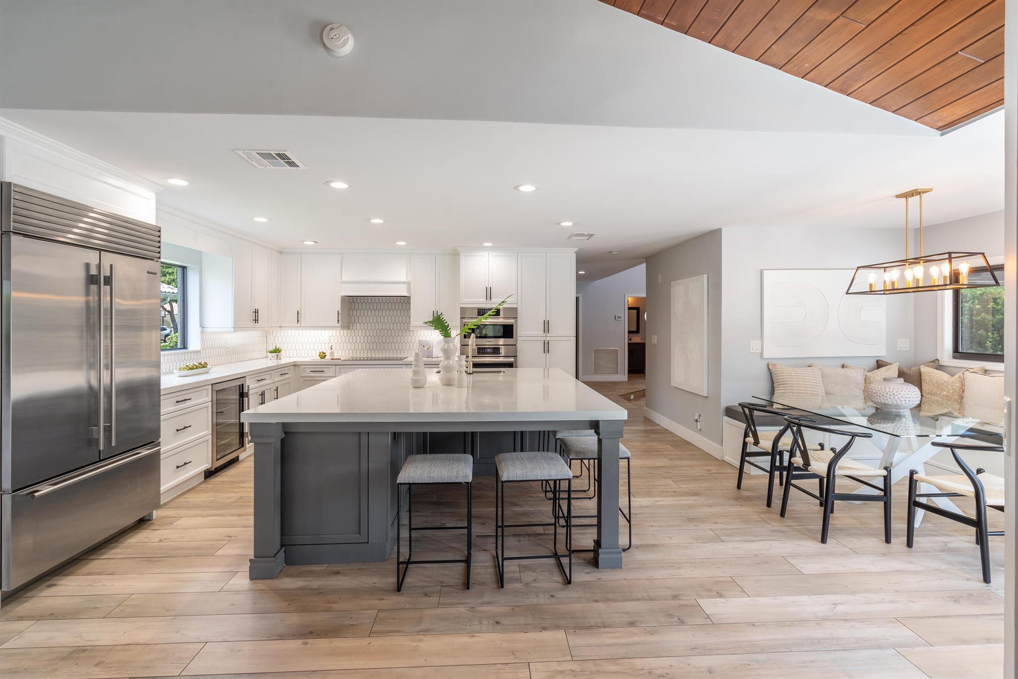 2940 NW 28th Terrace