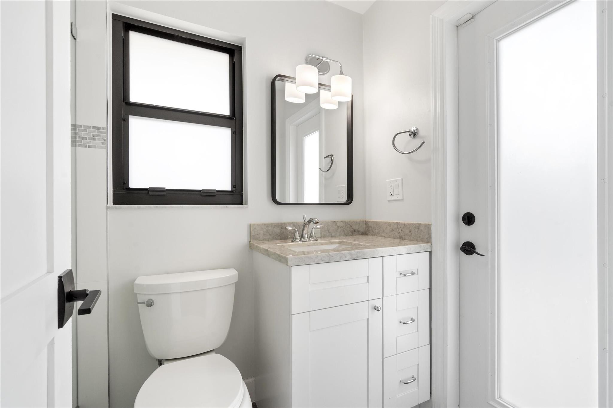 2940 NW 28th Terrace